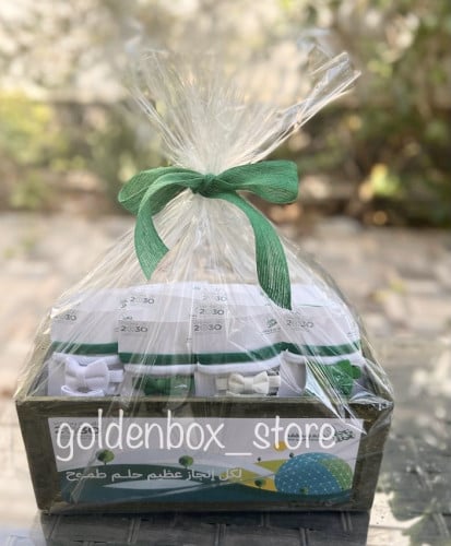بوكس فيونكات وربطات أخضر وأبيض