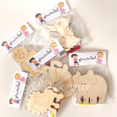 تلوين على الخشب