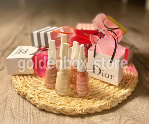 كيس ماركه مع مناكير