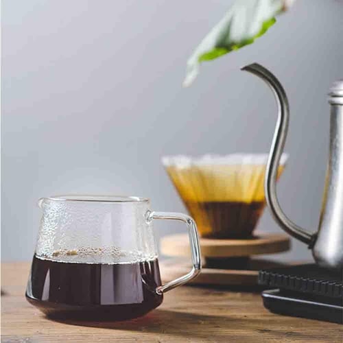 سيرفر V60 شفاف بدون غطاء تصميم عملي أنيق لتقطير وت...