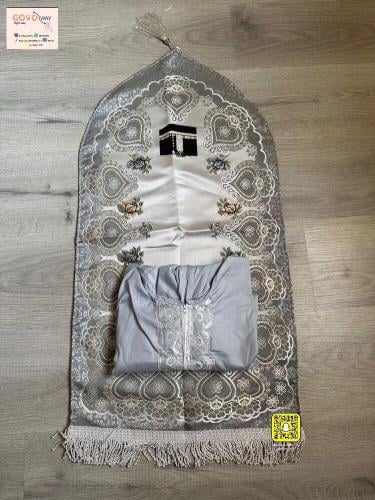 طقم صلاة بناتي قطعتين