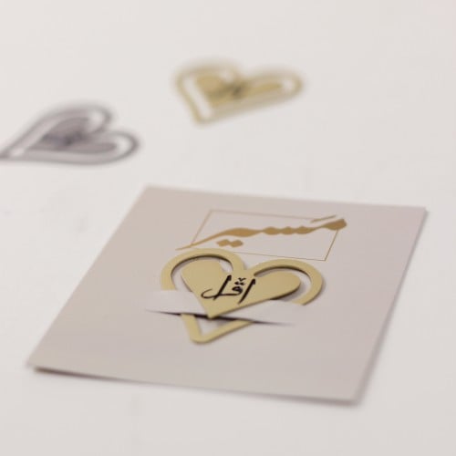 فاصل قراءة معدني - قلب