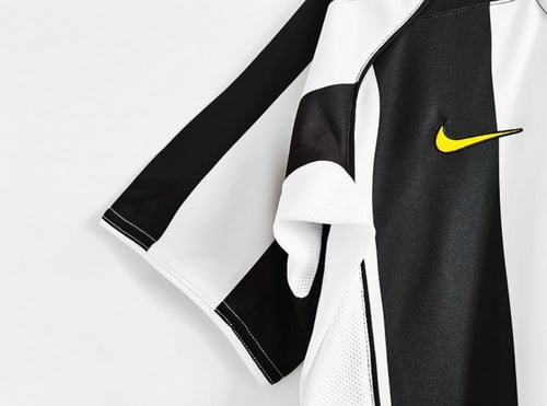 يوفنتوس 2004/2005-vintage