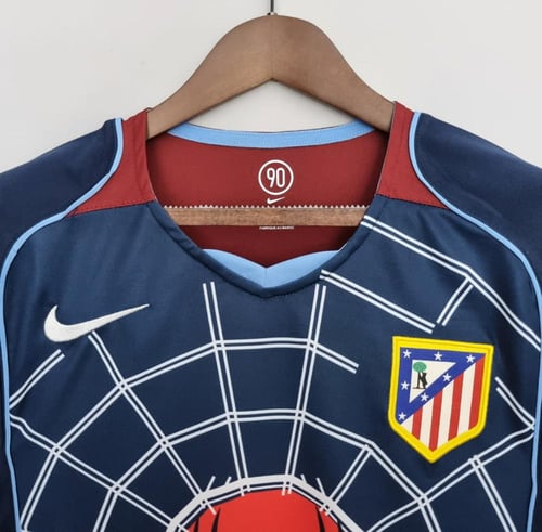 اتلتيكو مدريد 2004/2005-vintage