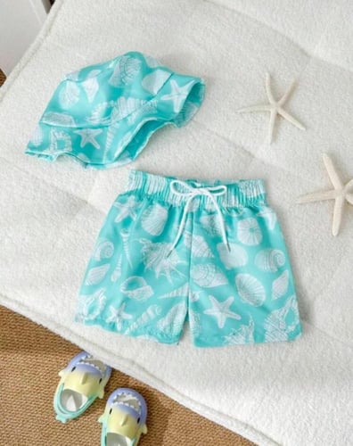 شورت وقبعة سباحة