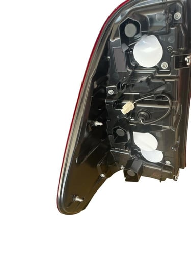 اسطب خلفي هيلكس 2020 لد يسار