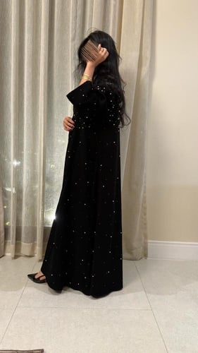 B017-عباية نغم بقماش سراميك شك
