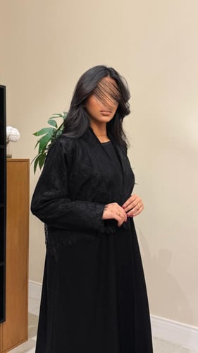 B04-كولكشن العيد عباية نغم بقماش كوبرا مع دنيل اسو...