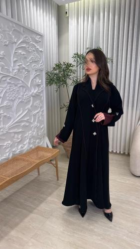 B035-عباية الجوهره بقماش كريب كم عنابي شغل ناعم