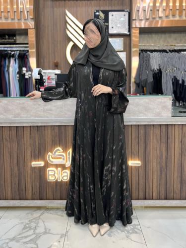 B315 عبايه زينه قصه دبل كلوش ساده بقماش حرير مغسول مشجر لون زيتي