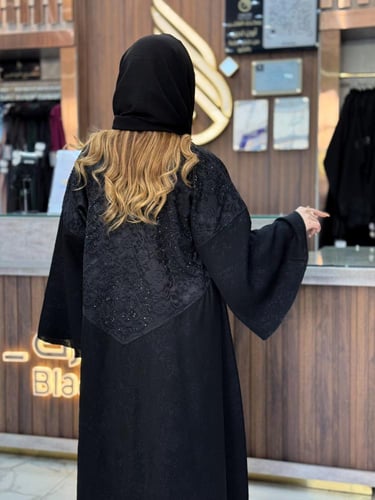 B074 عباية نايا بقماش شاكيرا كوري شك اسود