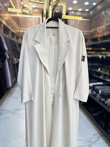 B079 طقم سفر 4 قطع بقماش كوبرا لون بيج فاتح