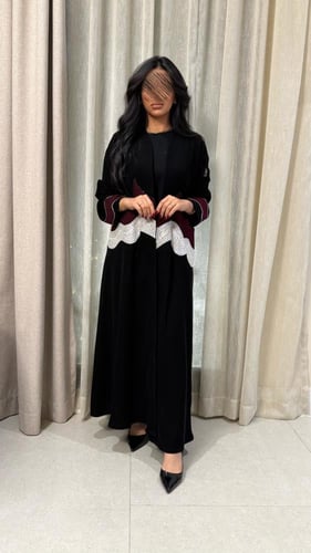 B023-كولكشن العيد عباية نجلاء بقماش كريب مع تطريز...