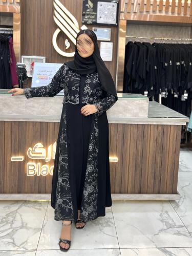 B078 عباية نغم بقماش ملكي كوري دنتيل فضي مع ترتر