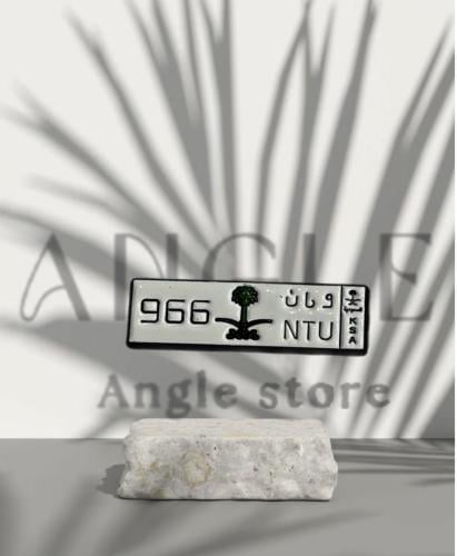 ملصق حديد - لوحه و ط ن