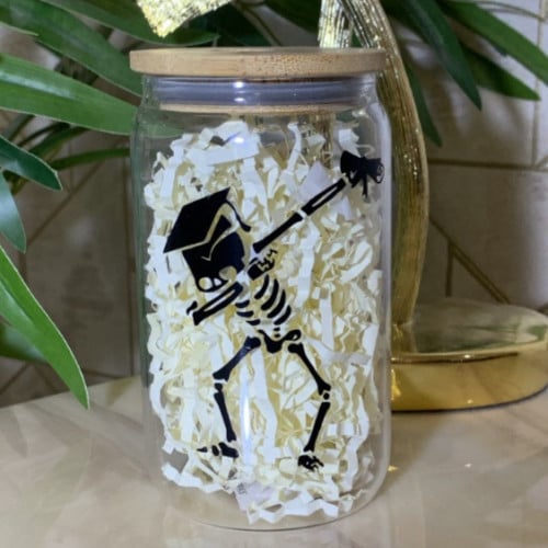 كوب التخرج عظم