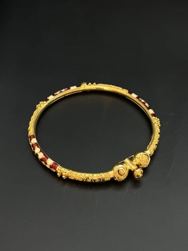 اسوارة هندي (مفتاح ) عيار 21. المقاس 18. الوزن 13....