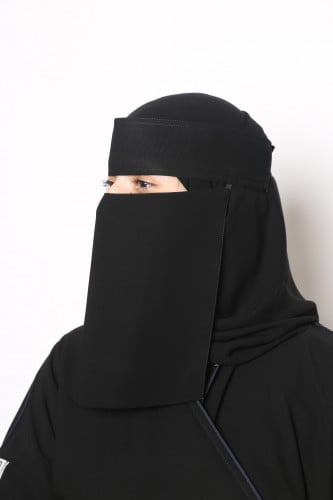 Middle face veil