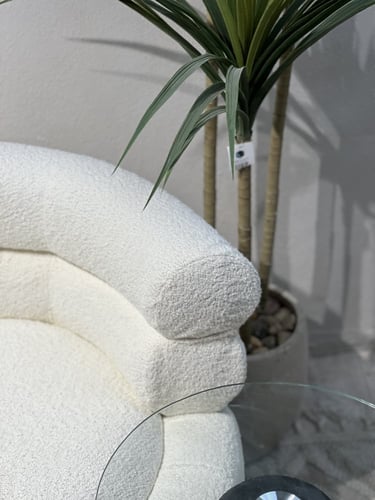 كرسي بوكليه سكري رجل اسود