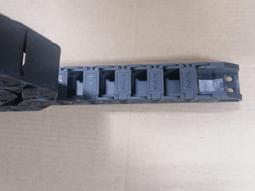 جنزير بلاستيك TP 15 × 20 JORDY