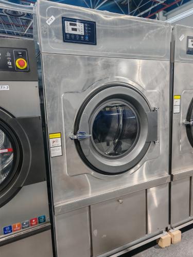 نشافة ملابس كهرباء GALTON موديل HG-35KG حجم POUND7...