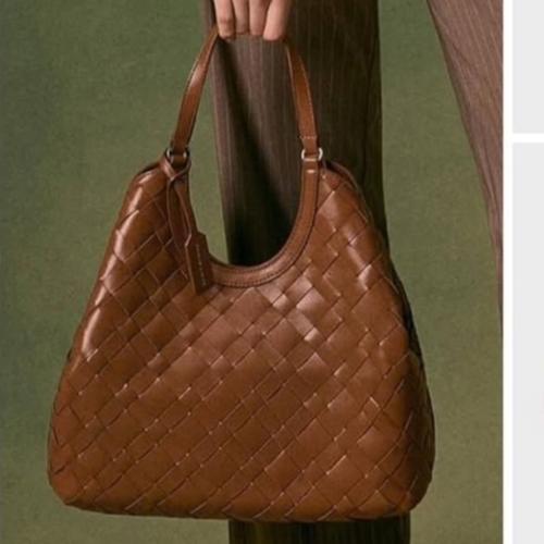 تشارلز اند كيث بني