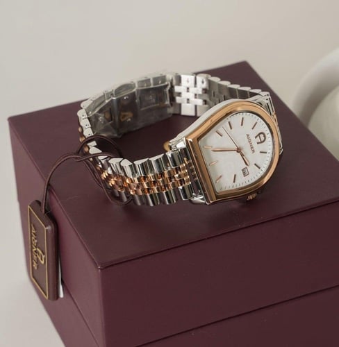 ساعة اقنر رجالية