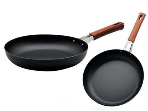 قلايه ياباني حديد يد خشب 20سم