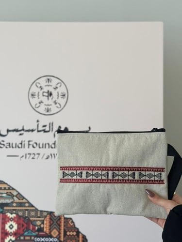 باوتش رسومات حجم صغير