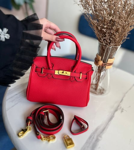 بيركن عدة الوان..