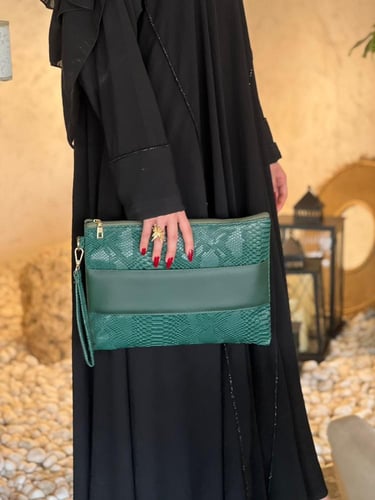 باوتش جلد ثعبان