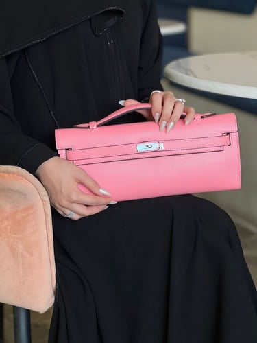 كيلي كات..عدة الوان