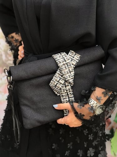 باوتش بربطةعدة الوان