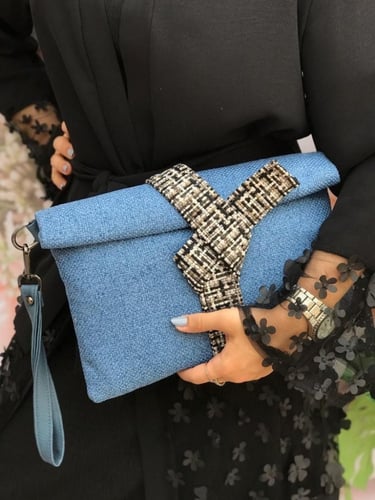 باوتش بربطةعدة الوان