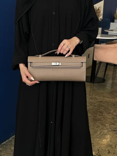 كيلي كات..عدة الوان