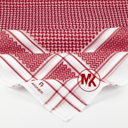 بكج ثلاث اشمغة بسعر واحد ديور برتقالي ديور المميز...