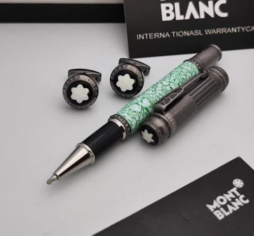 قلم وكبك مونت بلانك