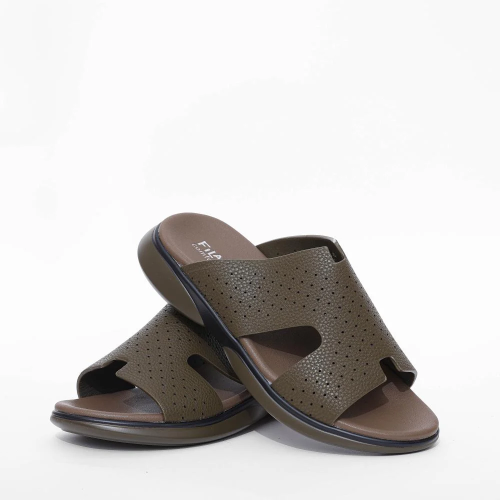 حذاء خليجي طبي زيتي