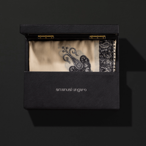 شال كشمري آيمانويل انقارو