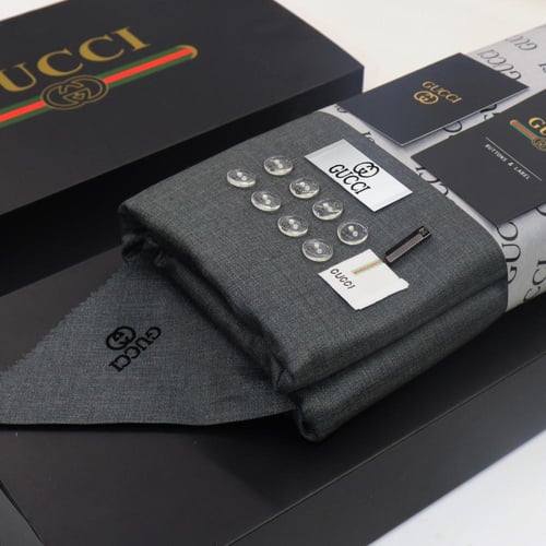 قماش شتوي ماركة قوتشي رمادي مقلم A3