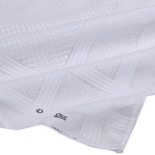 شماغ ديور ابيض انجليزي