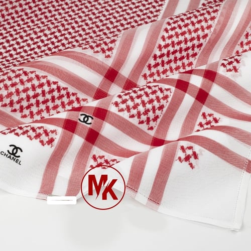 شماغ شانيل انجليزي2025