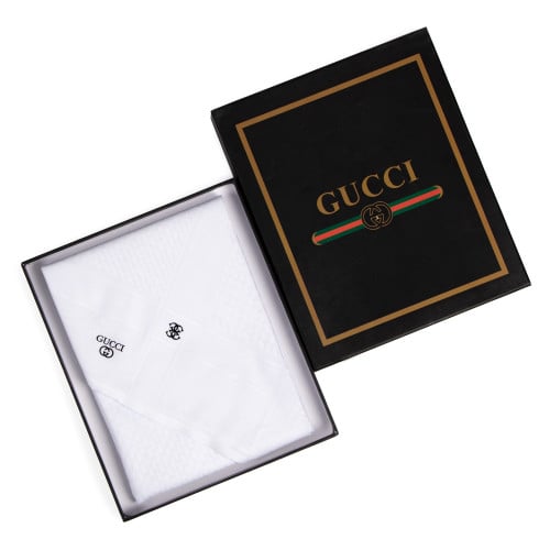 شماغ قوتشي ابيض انجليزي2025