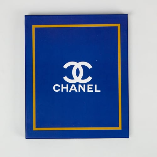 شماغ شانيل كلاسيك2025