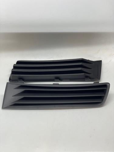 طقم غطيان كشافات كابرس 2007-2016