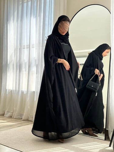 عباية شيرين