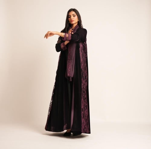 Abaya: 162