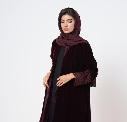 Abaya: 158