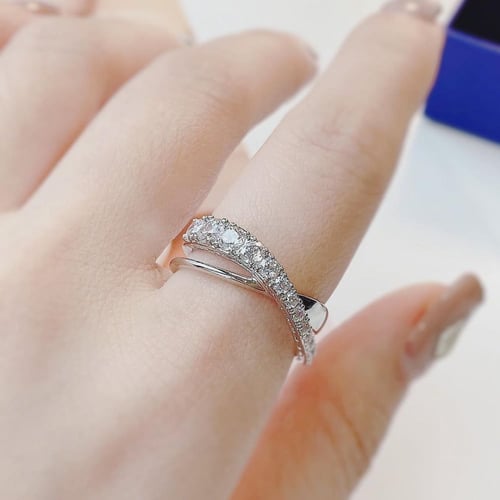 خاتم بكرستال متقاطع من سوارفسكي