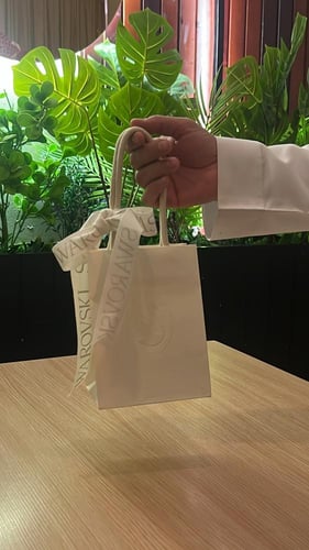 سلسال البجعه قولدن روز من سوارفسكي